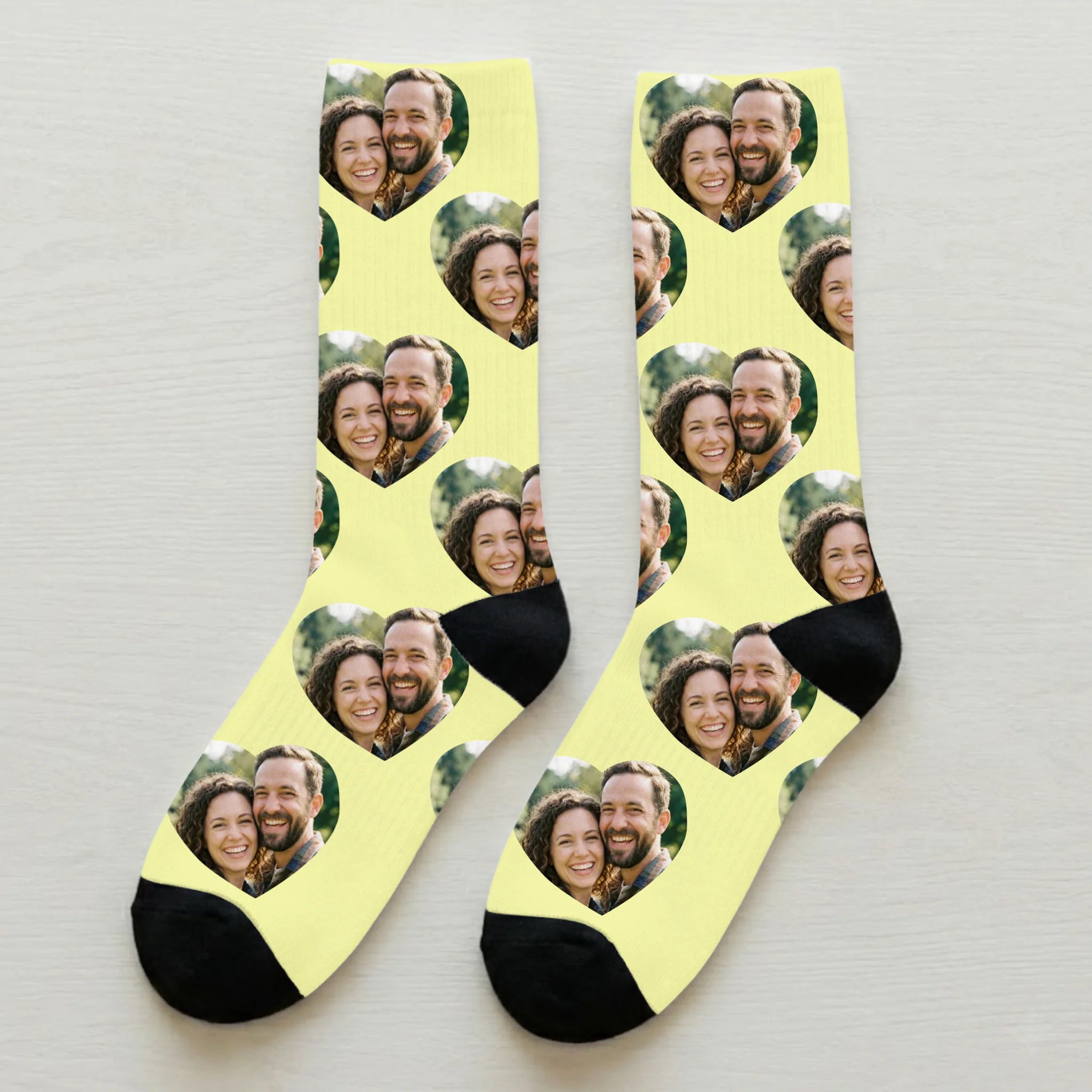Herz Socken personalisiert mit Foto Upload2