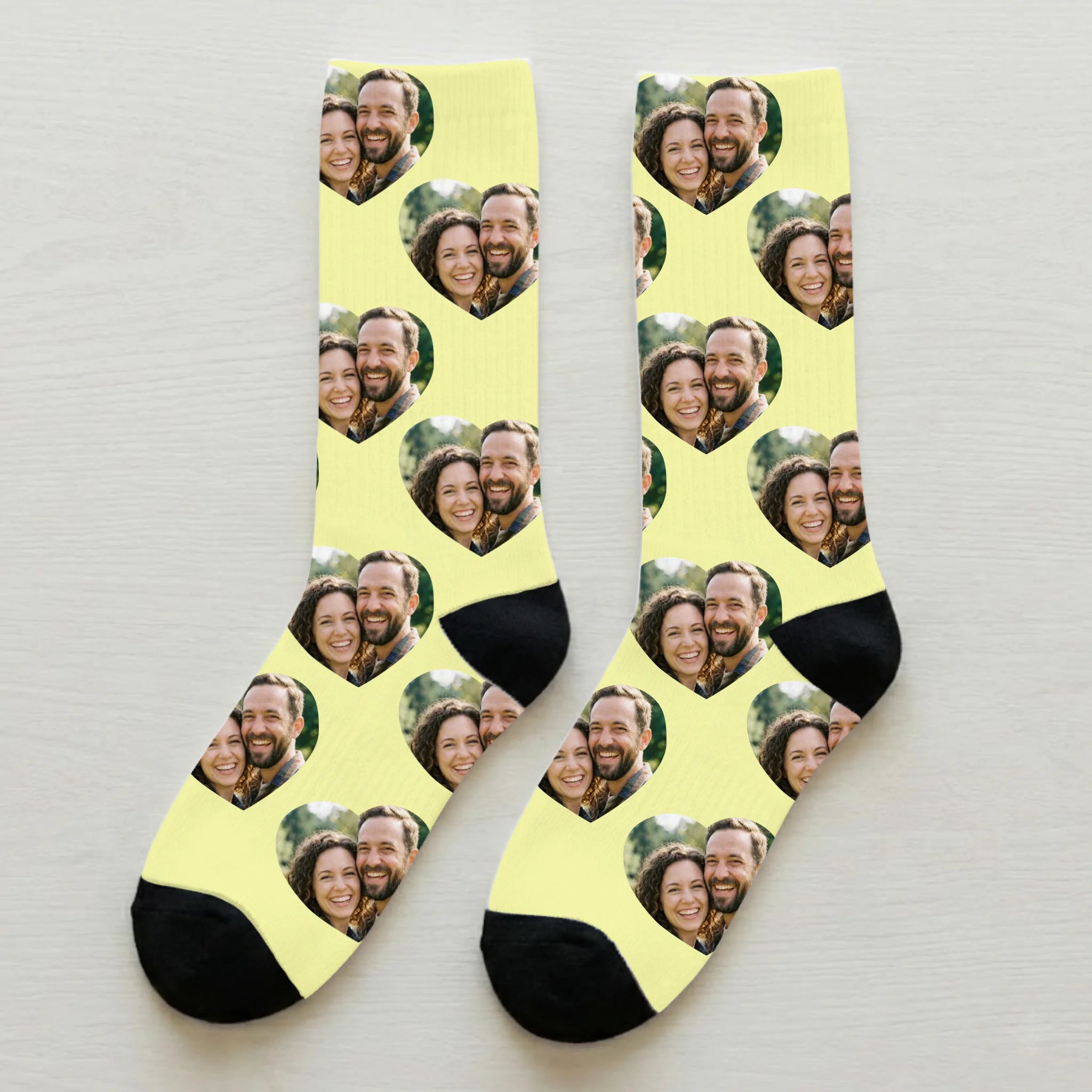 Herz Socken personalisiert mit Foto Upload1
