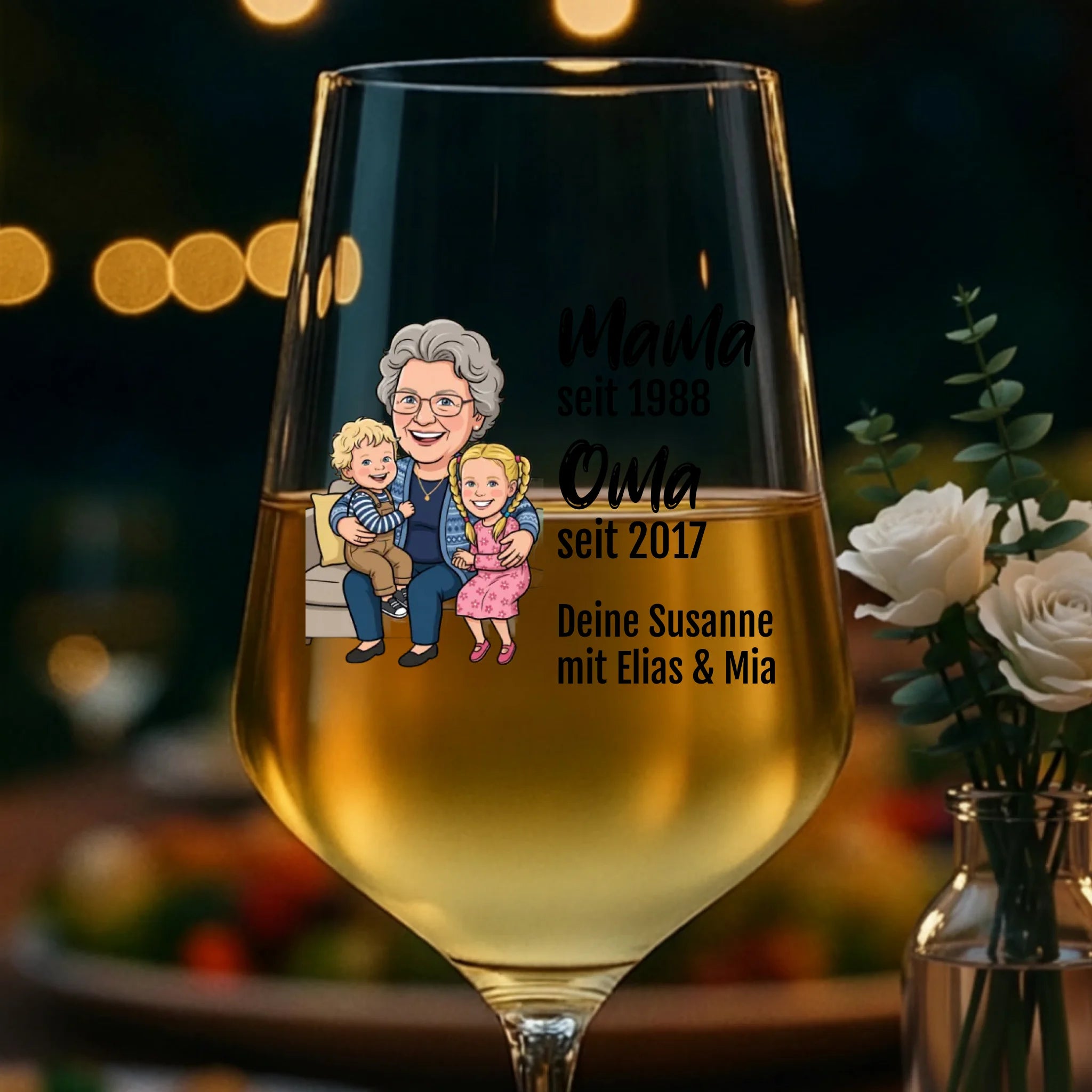 Personalisiertes Weinglas Oma seit mit Comic gefüllt