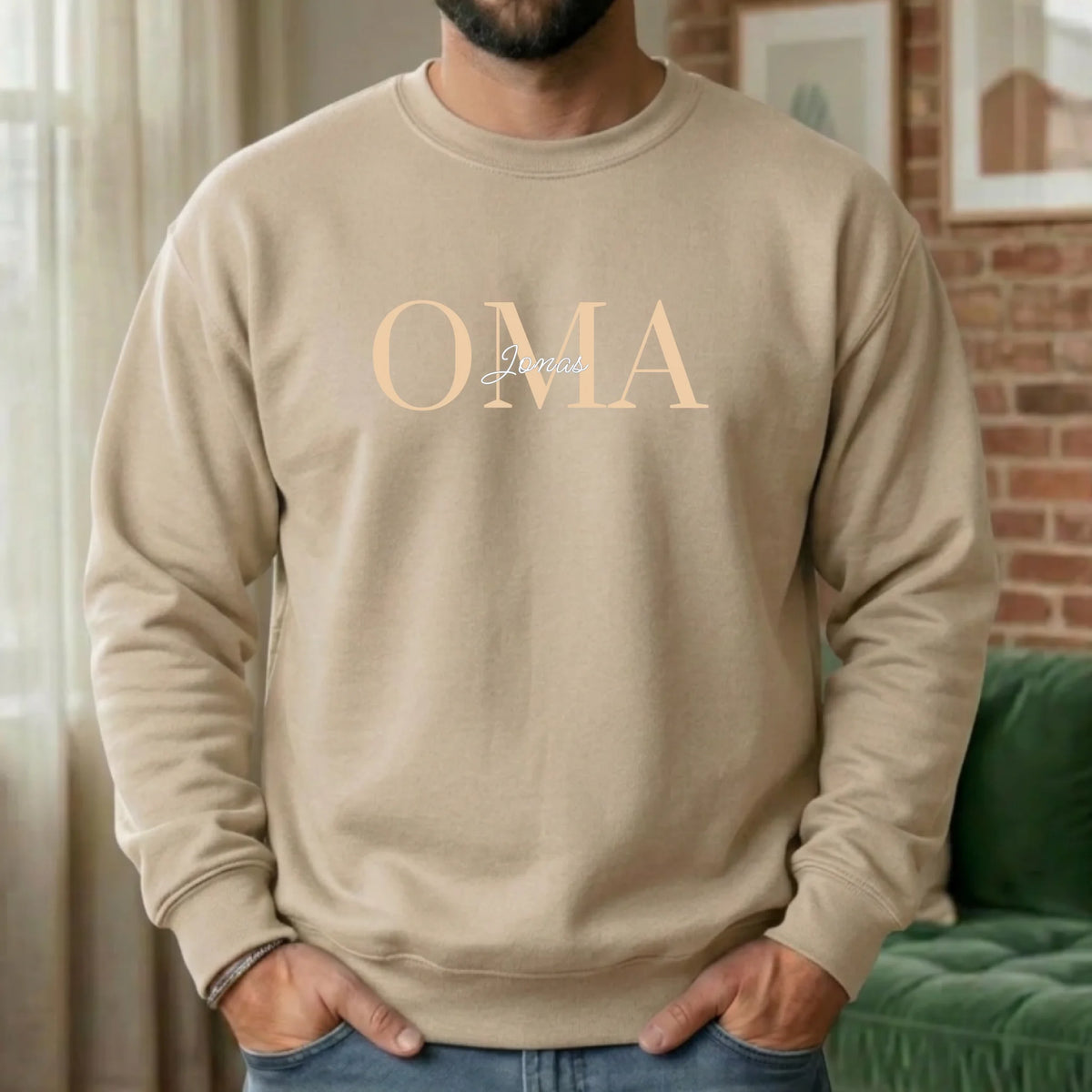 Oma Pullover personalisiert mit Namen der Enkel – Sweater beige