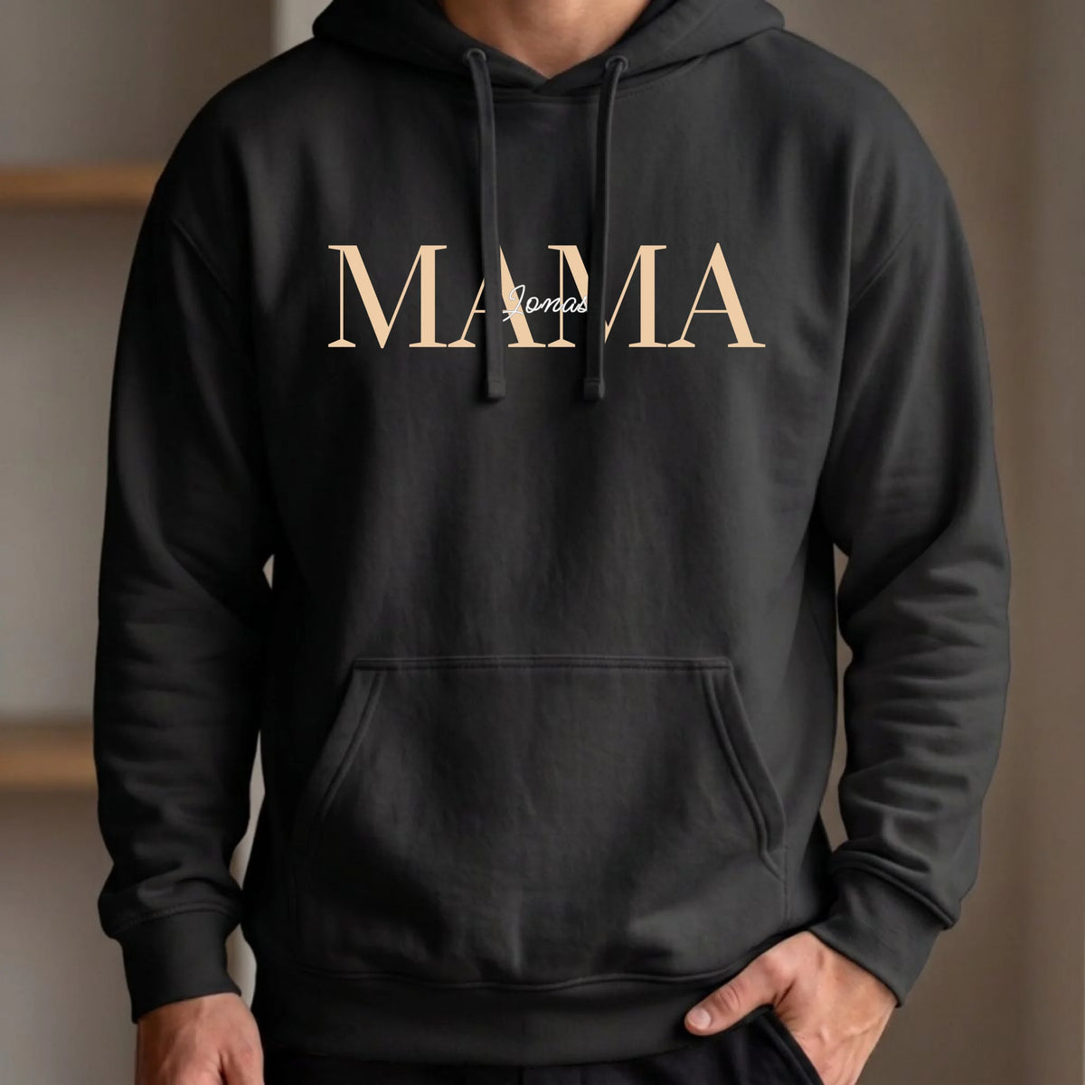 Personalisierter Mama Hoodie mit Namen der Kinder – weiß mit Geburtsjahren – Geschenk für Mama